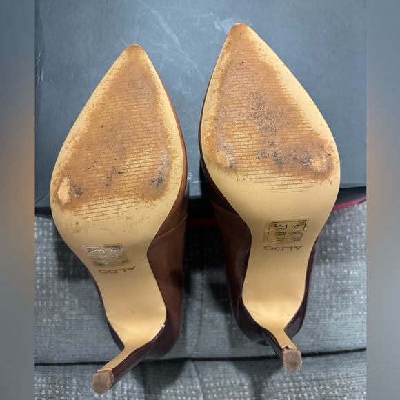 ALDO STESSY BROWN HEELS - Picture 8 of 8